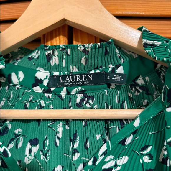 LAUREN Ralph Lauren Floral Print Tie Neck Georgette Top Woman’s Oversized Small - Picture 4 of 8